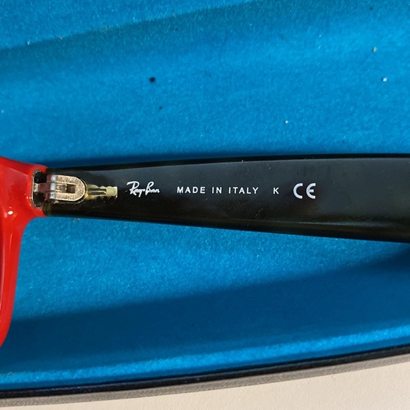 Ray Ban New Wayfarers - Picture 4 of 5